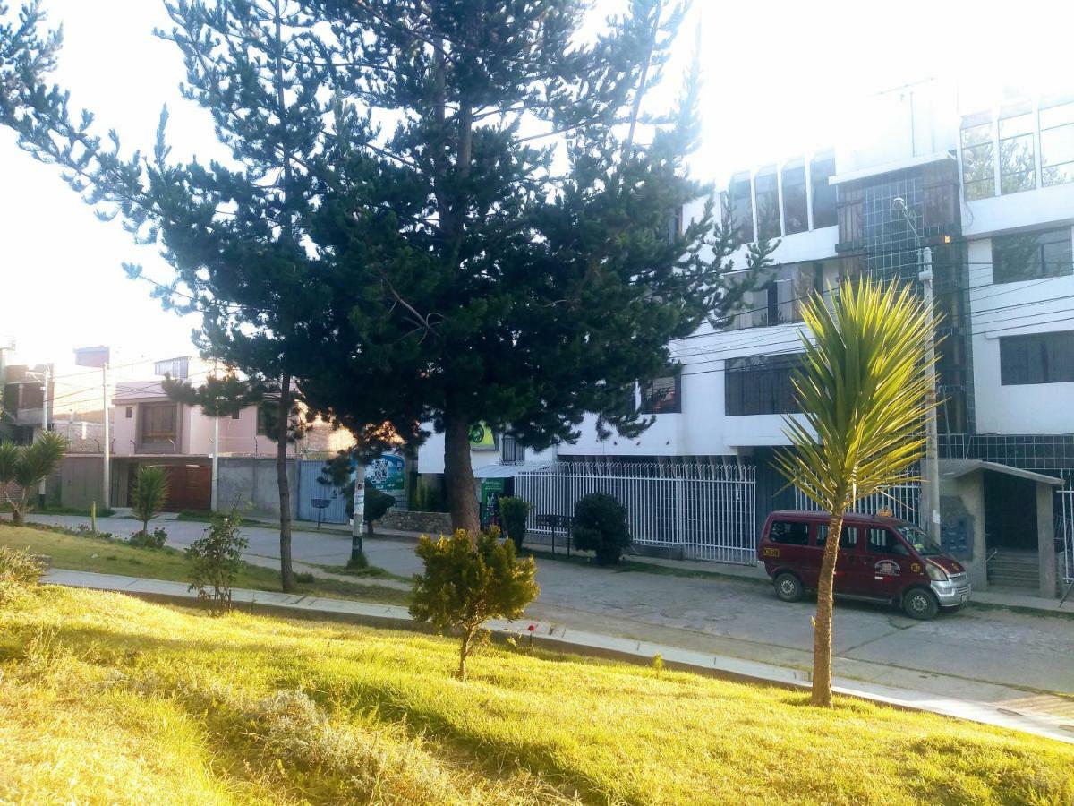 Casa Blanca Hospedaje Huamancaca Buitenkant foto